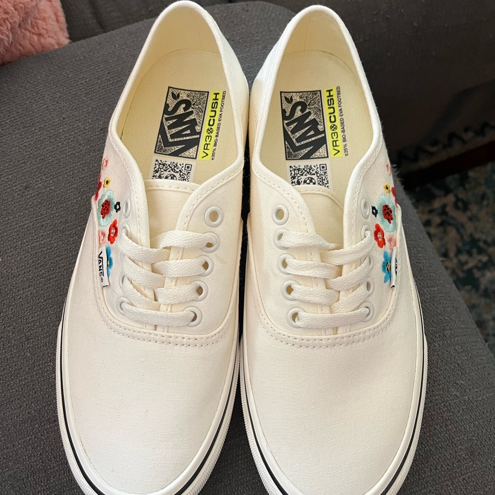 Cute floral Vans